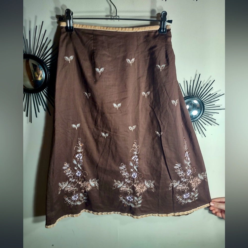 the PERFECT y2k midi skirt 🤎